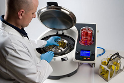 Genevac:Automated Direct-to-Vial Concentration System