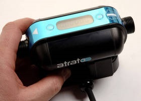Ultrasonic flow meter for applications requiring a high degree of cleanliness