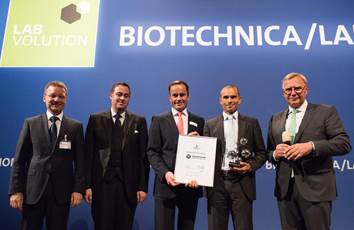 The winner of the 2015 EUROPEAN BIOTECHNICA AWARD is: Molecular Partners AG from Switzerland. Photo with: Dr. Werner Eberhardt, Vice President Healthcare Development at SAP SE, Prof. Dr. Nils Hoppe, Director of the Centre for Ethics and Law in the Life Sciences Hannover, Dr. Jochen Köckler, Member of the Managing Board, Deutsche Messe AG, Hannover, Dr. Thomas Schneckenburger, Molecular Partners AG, Dr. Karsten Henco, Chairman of the Board at HS LifeSciences GmbH, Chairman of the panel of judges, presentation of the EUROPEAN BIOTECHNICA AWARD.