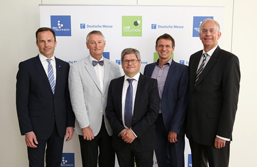 Trade Press BIOTECHNICA and LABVOLUTION 2015, Wednesday, May 27, 2015, in Hannover. (L-R) Dr. Jochen Köckler, Member of the Managing Board, Deutsche Messe AG, Hannover, Ken Browne, Managing Director SELECTBIO, Sudbury, UK, Dr. Peter Heinrich, CEO BIO Germany, Berlin, Tobias Thiele, CEO Köttermann GmbH & Co. KG, Uetze/Hänigsen and Dr. Martin Pöhlchen, Managing Director Symphony Life Science Management GmbH, Planegg