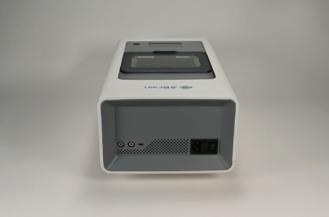 HyperCAM Alpha back view